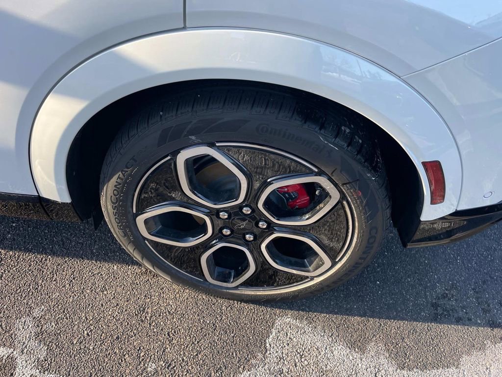 New 2024 Ford Mustang Mach-E GT image 5