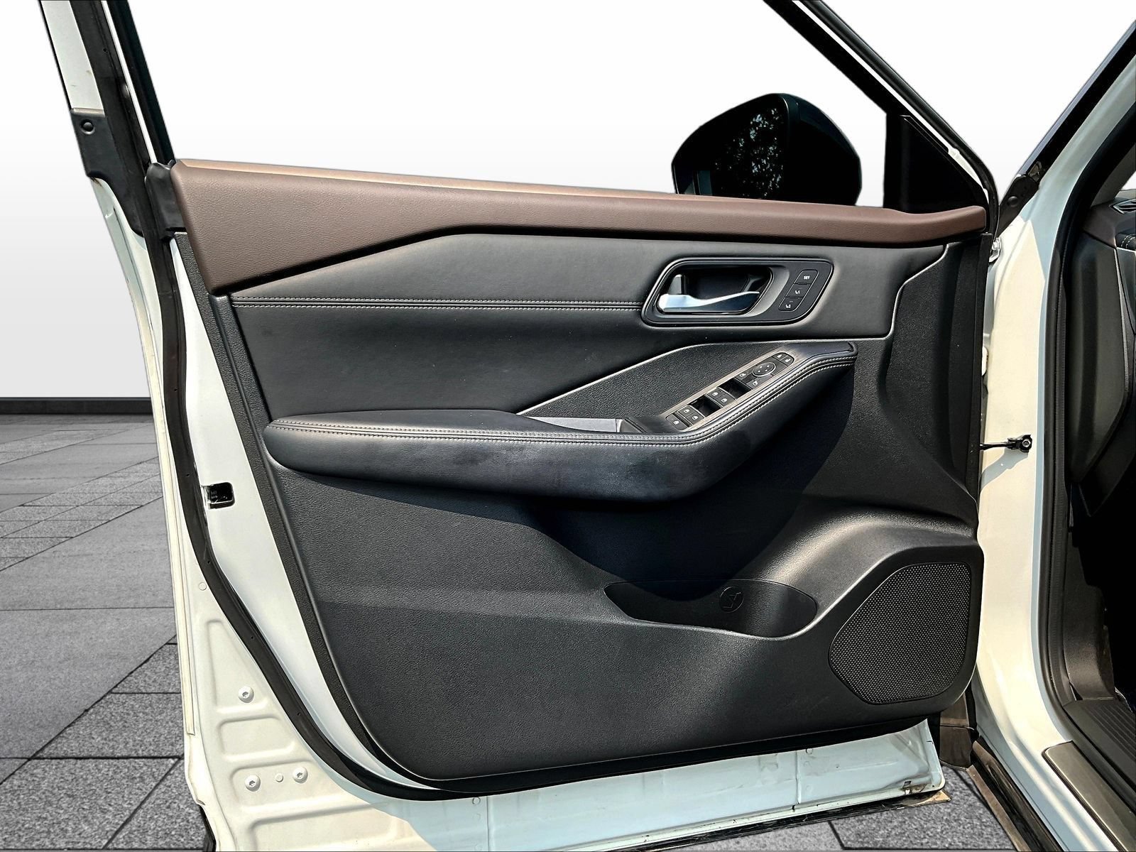 Certified 2023 Nissan Rogue SL AWD/4WD image 23