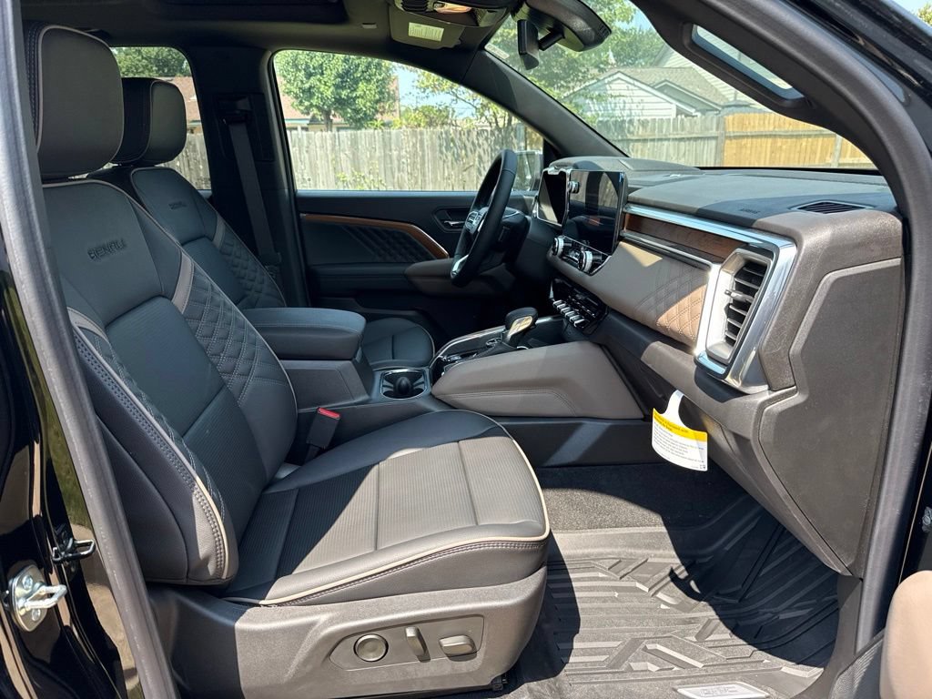 New 2026 GMC Canyon Denali w/ LPO, Denali Black Edition AWD/4WD image 20
