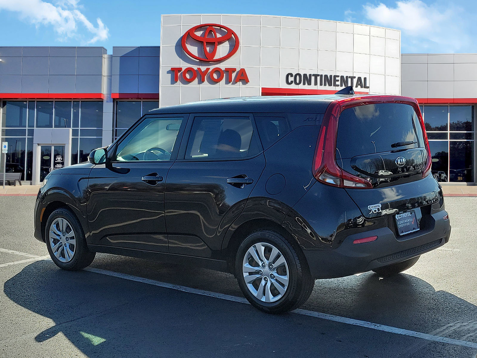 Used 2021 Kia Soul LX image 4