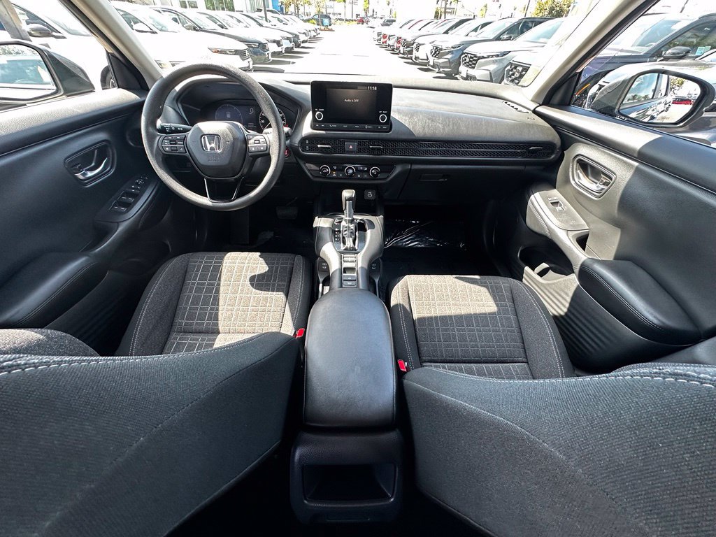Certified 2025 Honda HR-V LX image 16