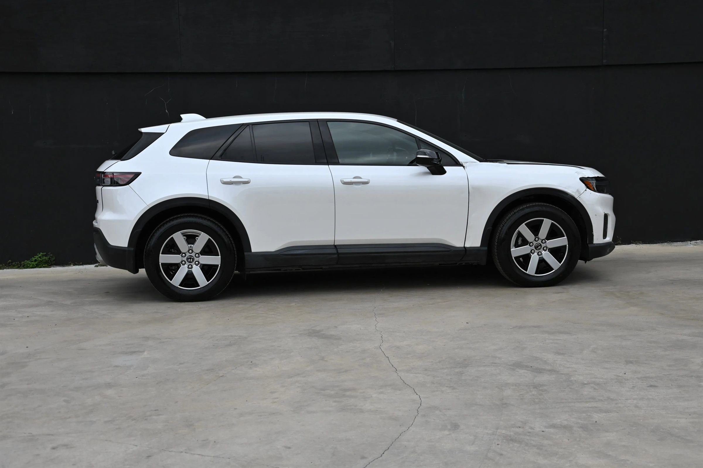 Used 2024 Honda Prologue EX image 7