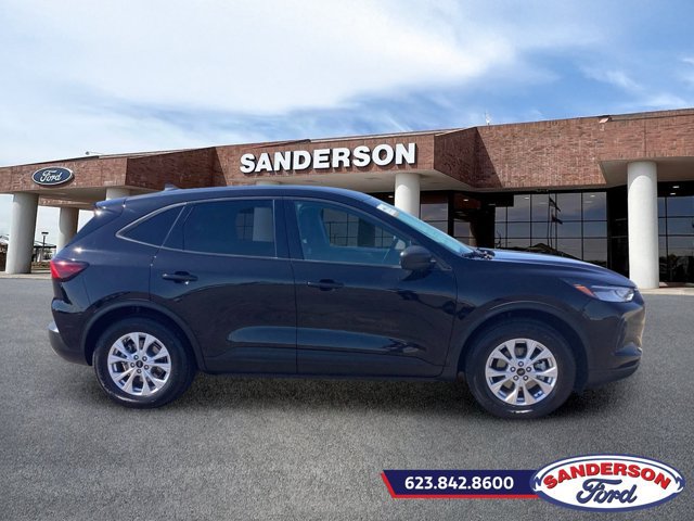Used 2025 Ford Escape Active FWD image 2