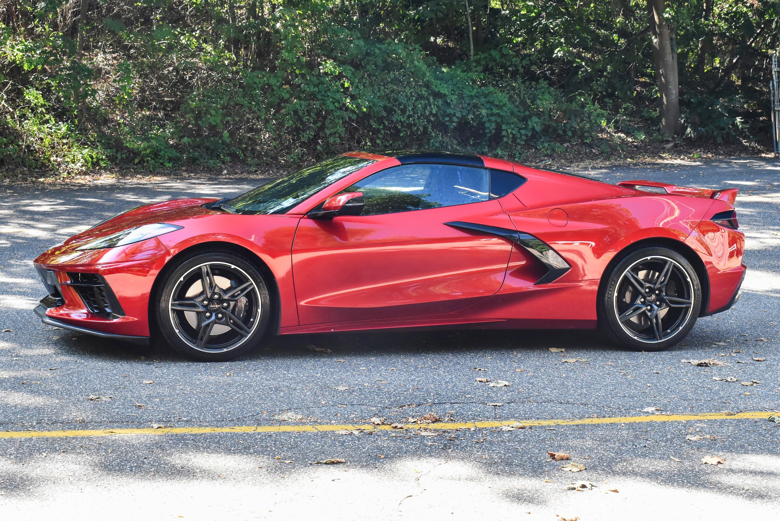 Used 2023 Chevrolet Corvette Stingray Coupe w/ Z51 Performance Package image 3