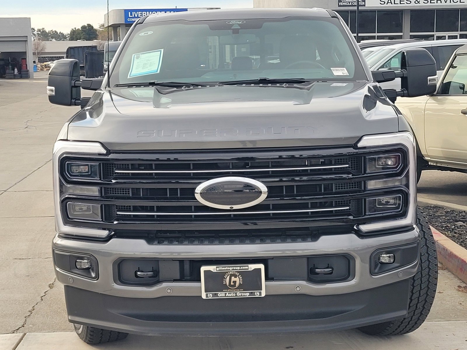 Used 2025 Ford F350 Platinum image 2