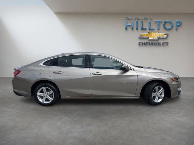 Used 2022 Chevrolet Malibu LT FWD image 4