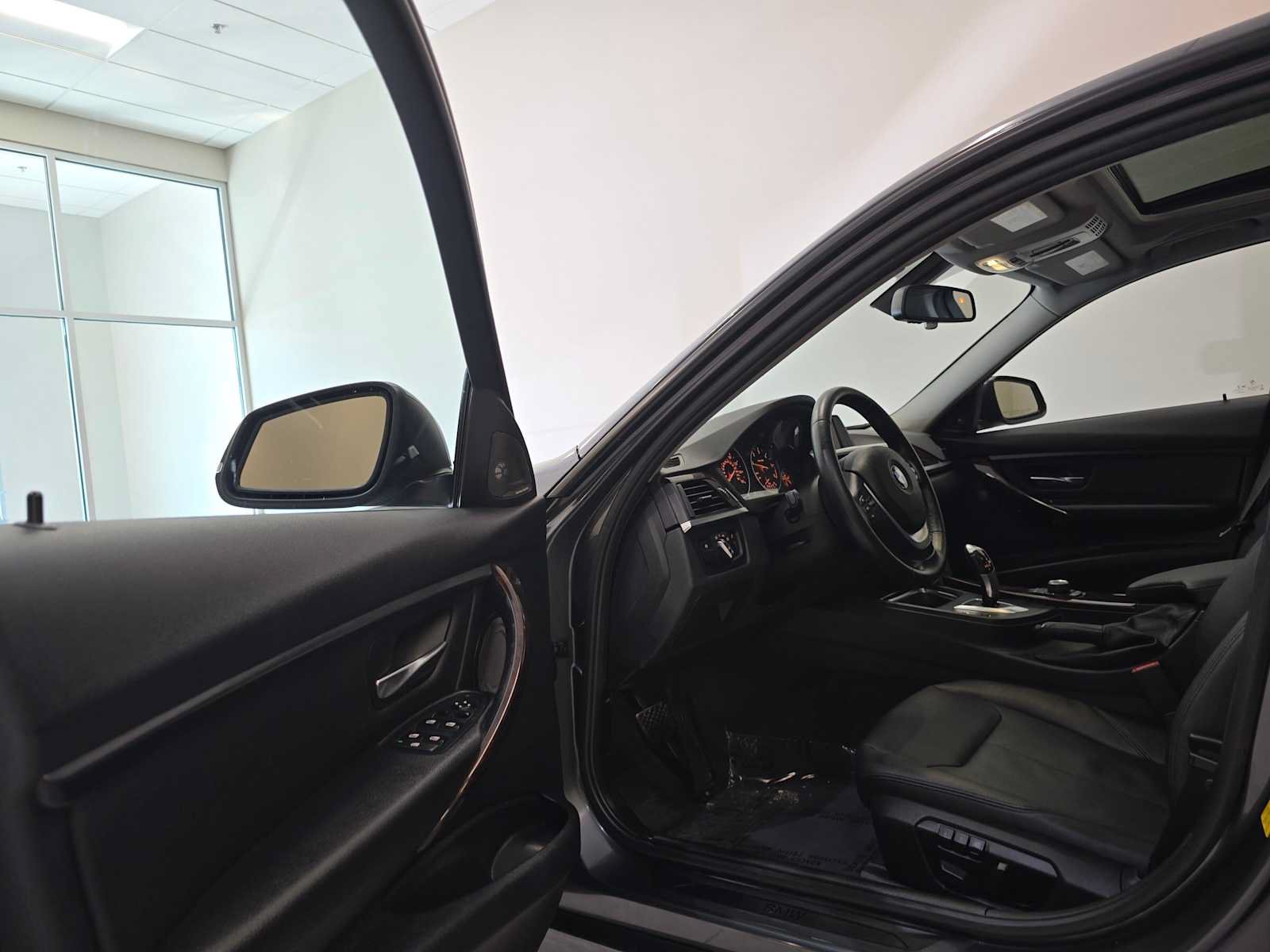 Used 2015 BMW 328d Sedan RWD image 23