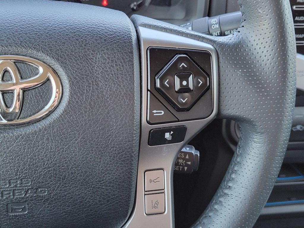 Used 2021 Toyota 4Runner SR5 Premium w/ Moonroof Package image 28