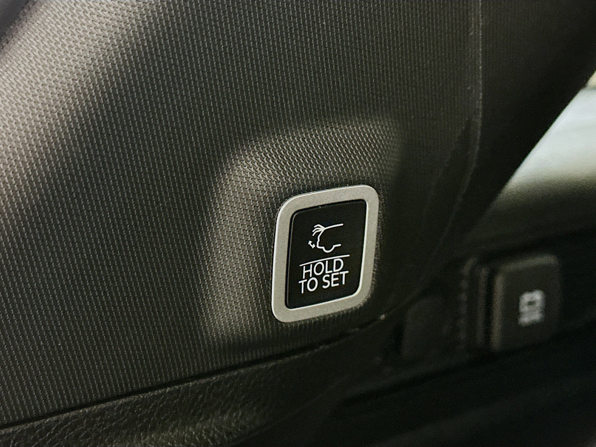 Used 2023 Jeep Grand Cherokee Altitude image 30