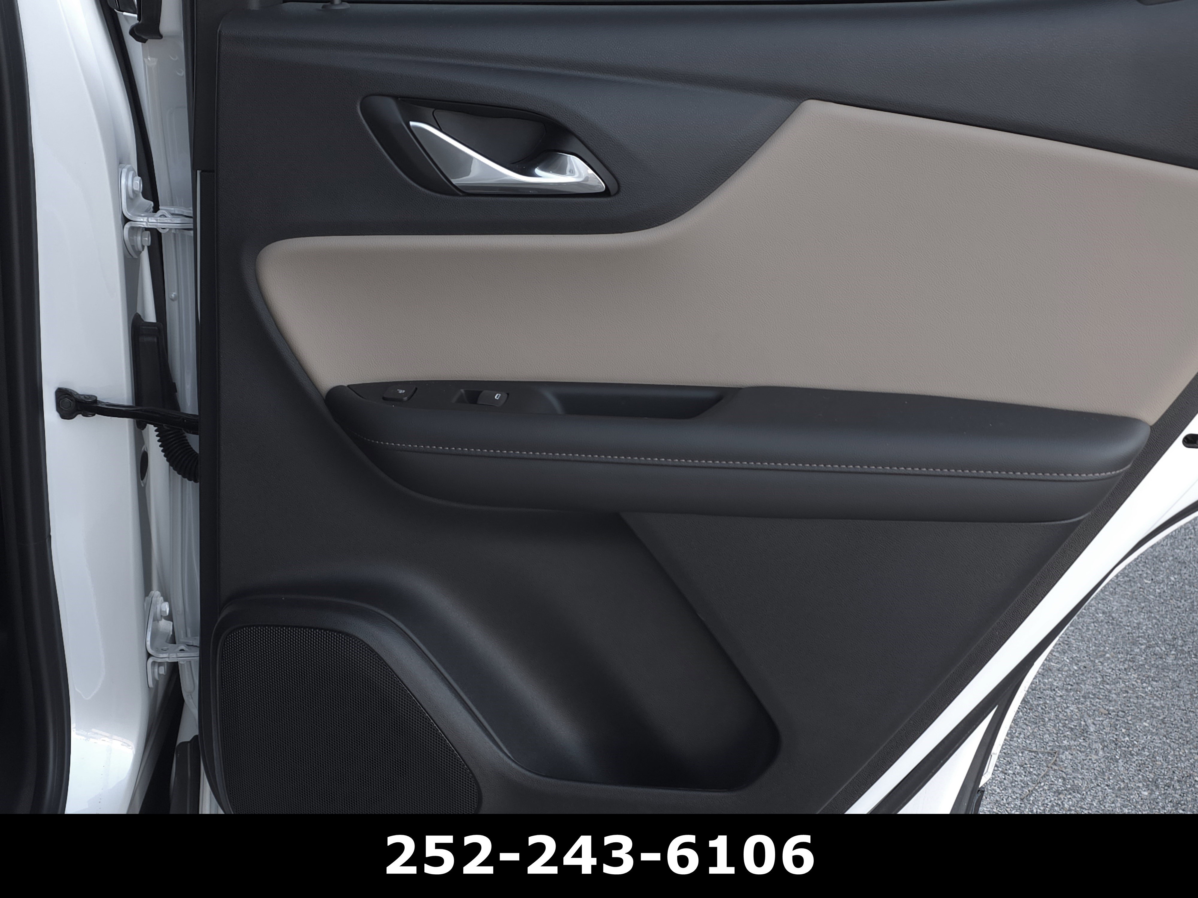 Used 2024 Chevrolet Blazer Premier w/ Driver Confidence II Package FWD image 40