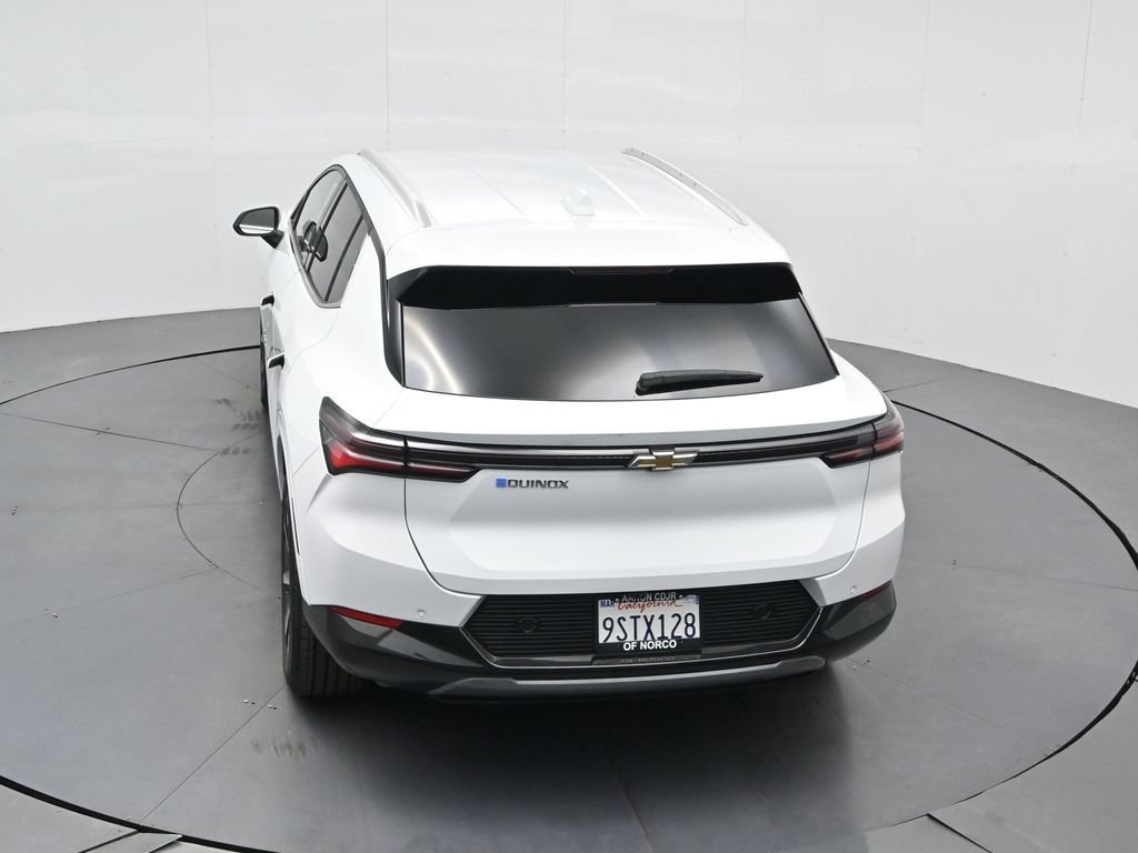Used 2025 Chevrolet Equinox EV LT w/ Convenience Package image 55