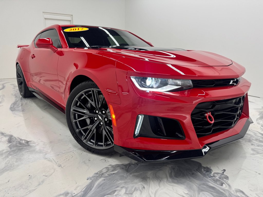 Used 2017 Chevrolet Camaro ZL1 RWD image 2