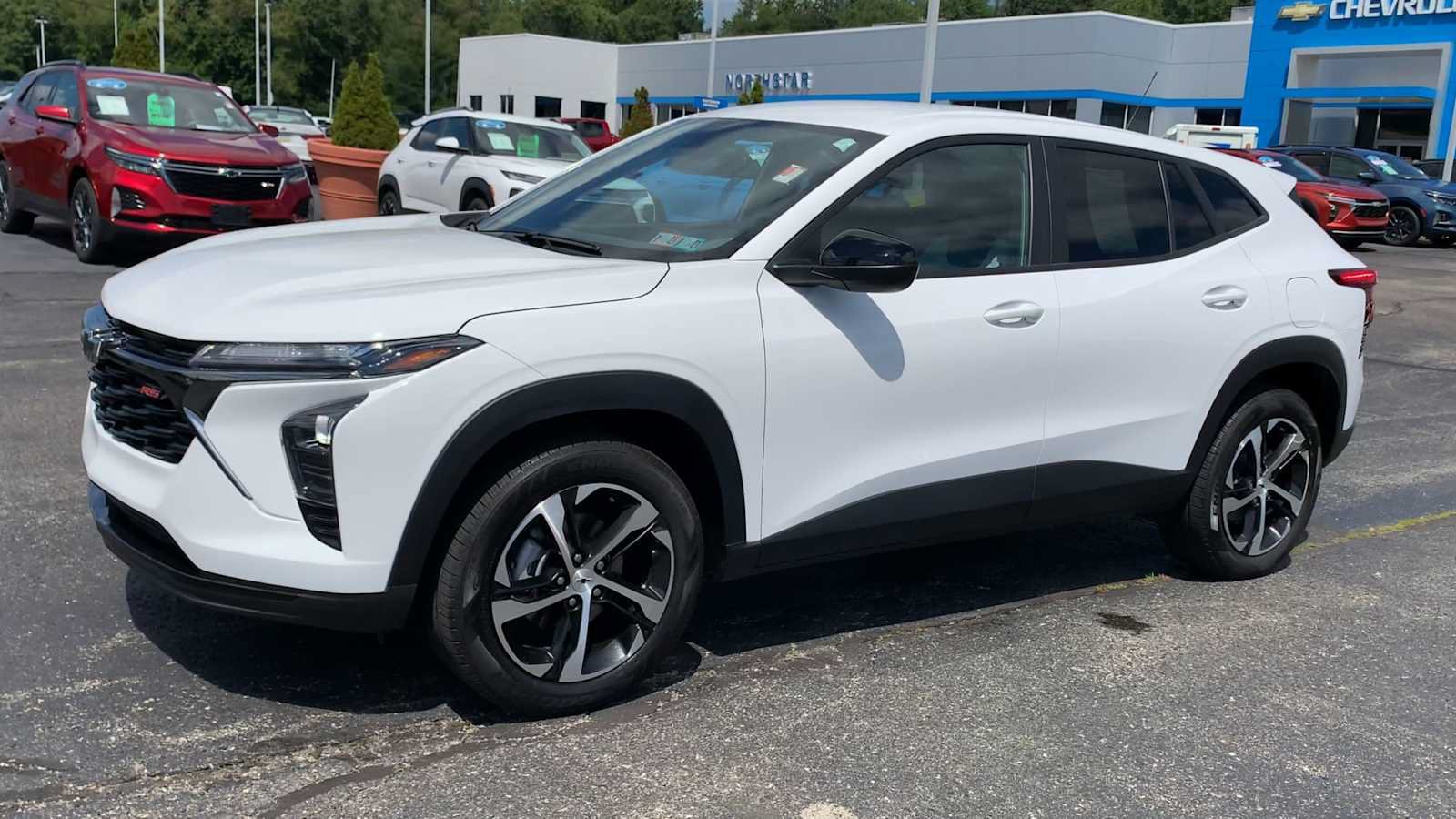 Certified 2024 Chevrolet Trax RS FWD image 4