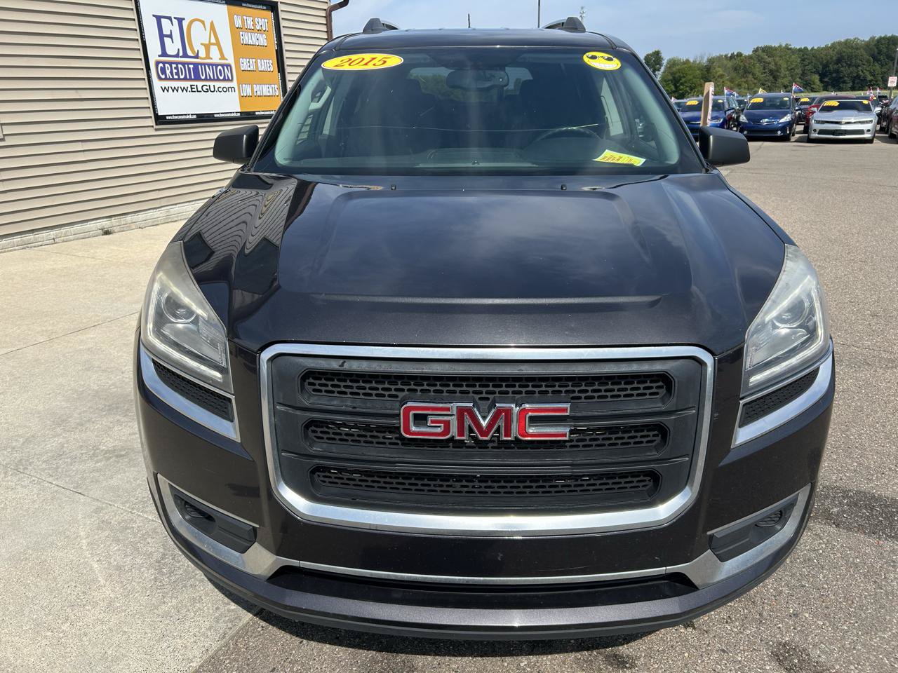 Used 2015 GMC Acadia SLE FWD image 2