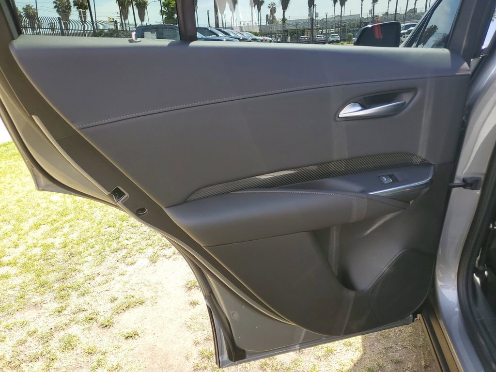 Used 2023 Cadillac XT4 Sport w/ Enhanced Visibility Package image 19