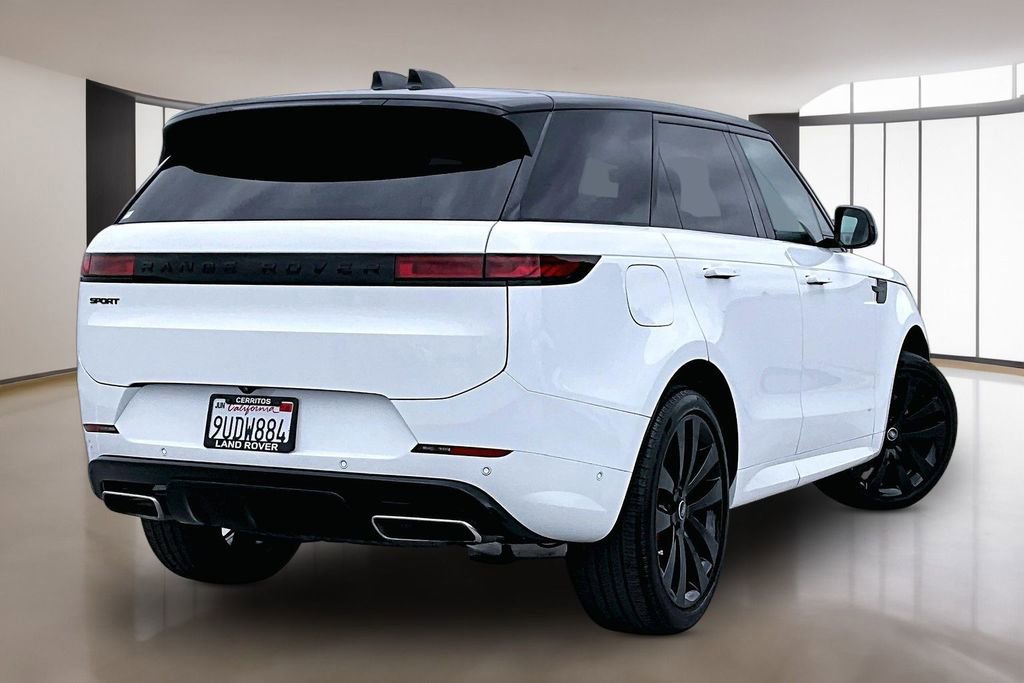 Certified 2025 Land Rover Range Rover Sport Dynamic SE AWD/4WD image 6