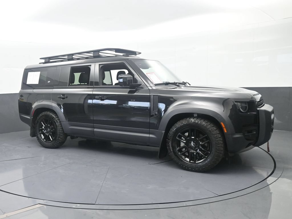 Used 2023 Land Rover Defender 130 SE AWD/4WD image 8