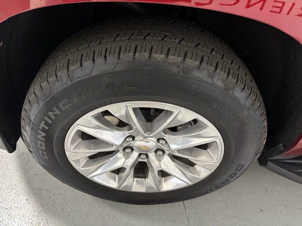 Used 2025 Chevrolet Tahoe Premier image 6