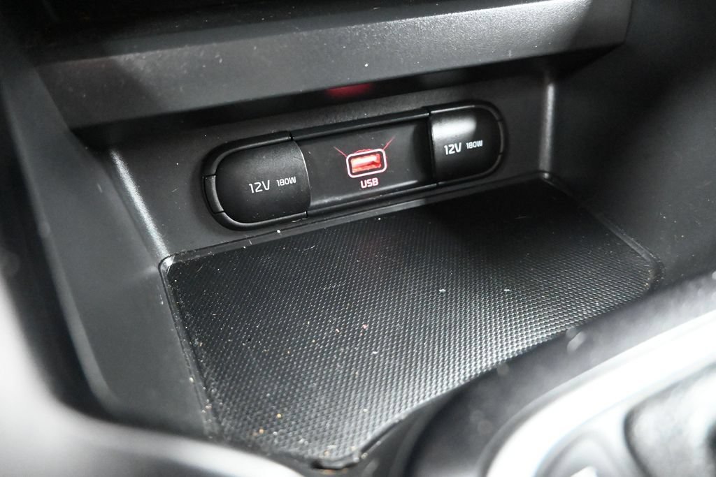 Certified 2021 Kia Soul S FWD image 19