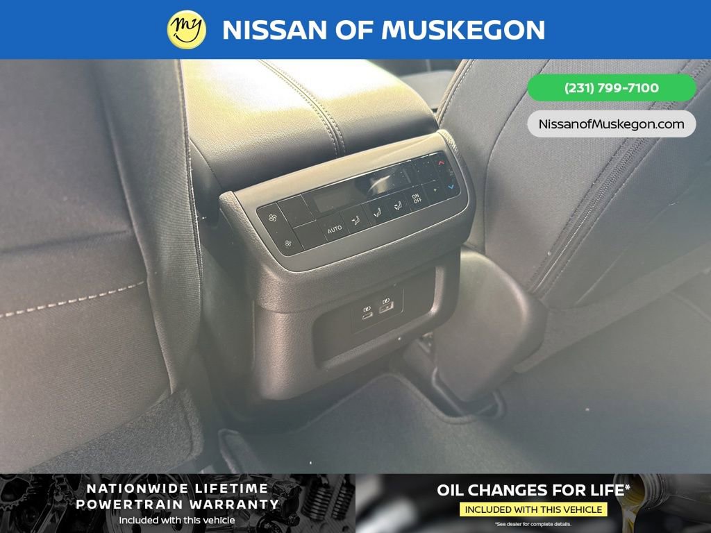 New 2025 Nissan Pathfinder SV image 26
