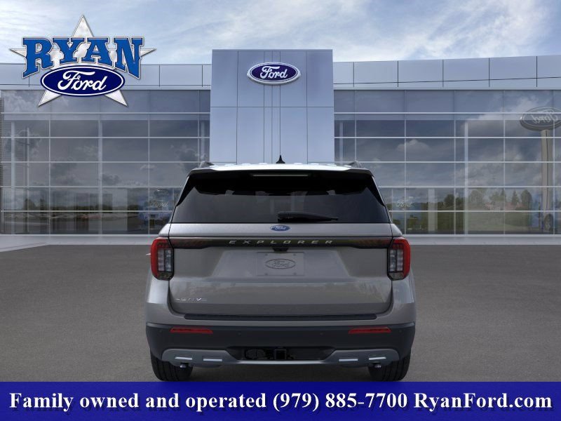 New 2025 Ford Explorer Active w/ Active Comfort Package RWD image 5