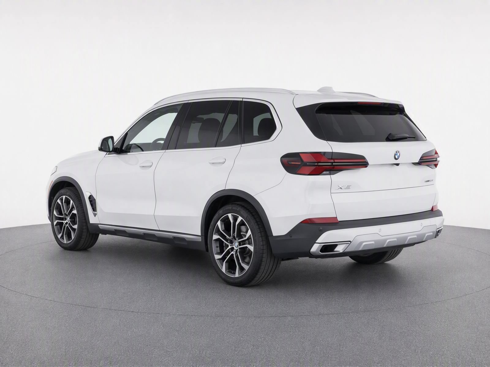 Used 2024 BMW X5 sDrive40i w/ Premium Package RWD image 7