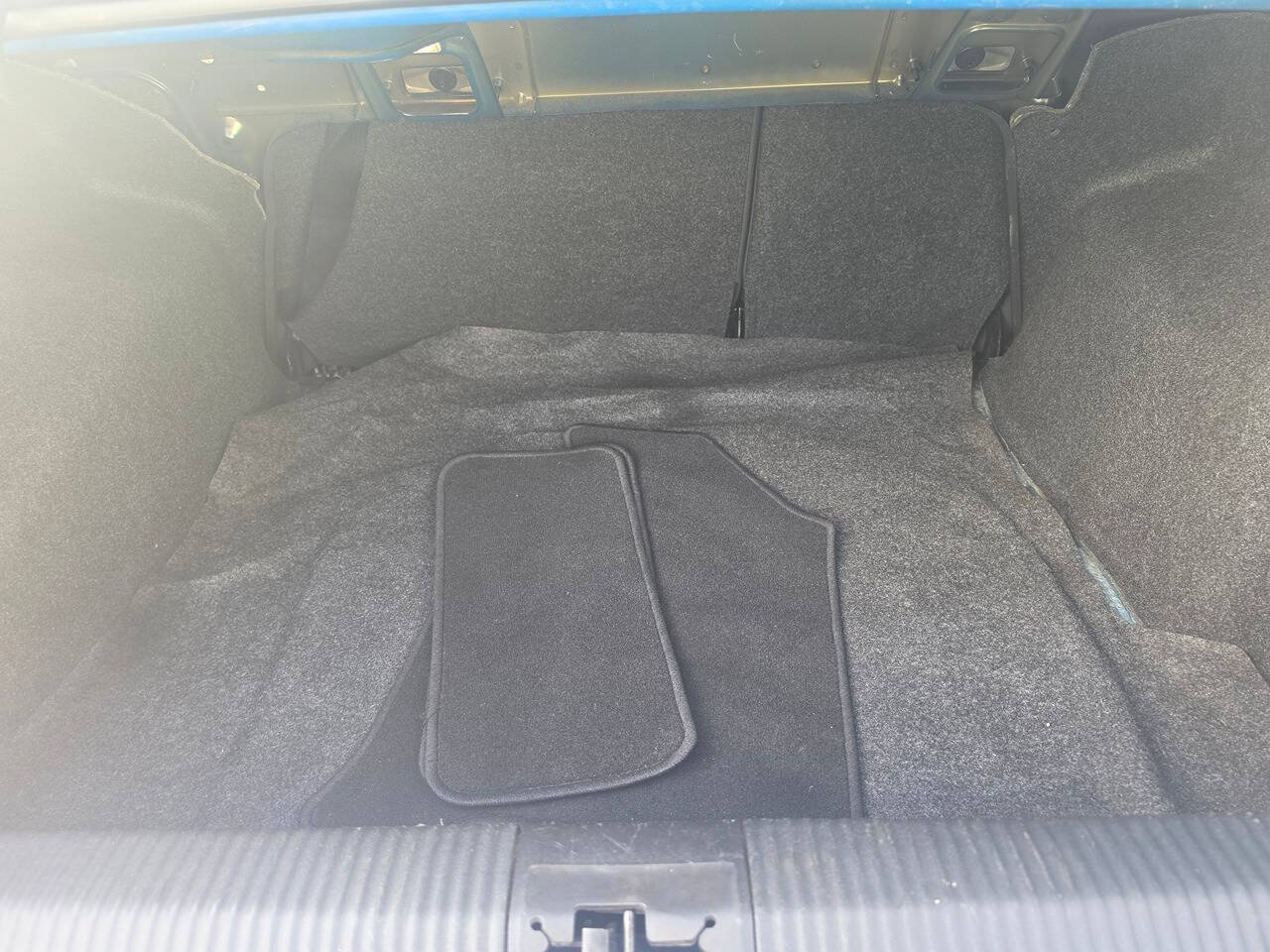 Used 2010 Ford Focus SE FWD image 22