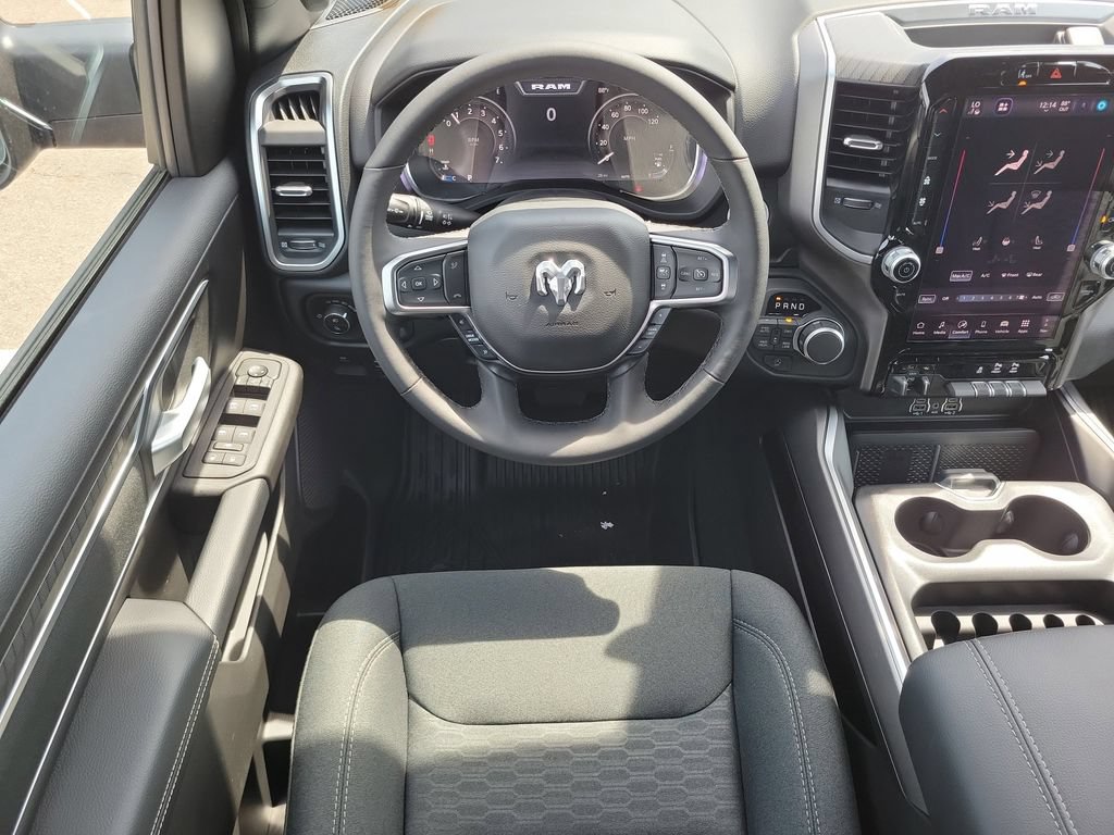 New 2026 RAM 1500 Big Horn AWD/4WD image 17