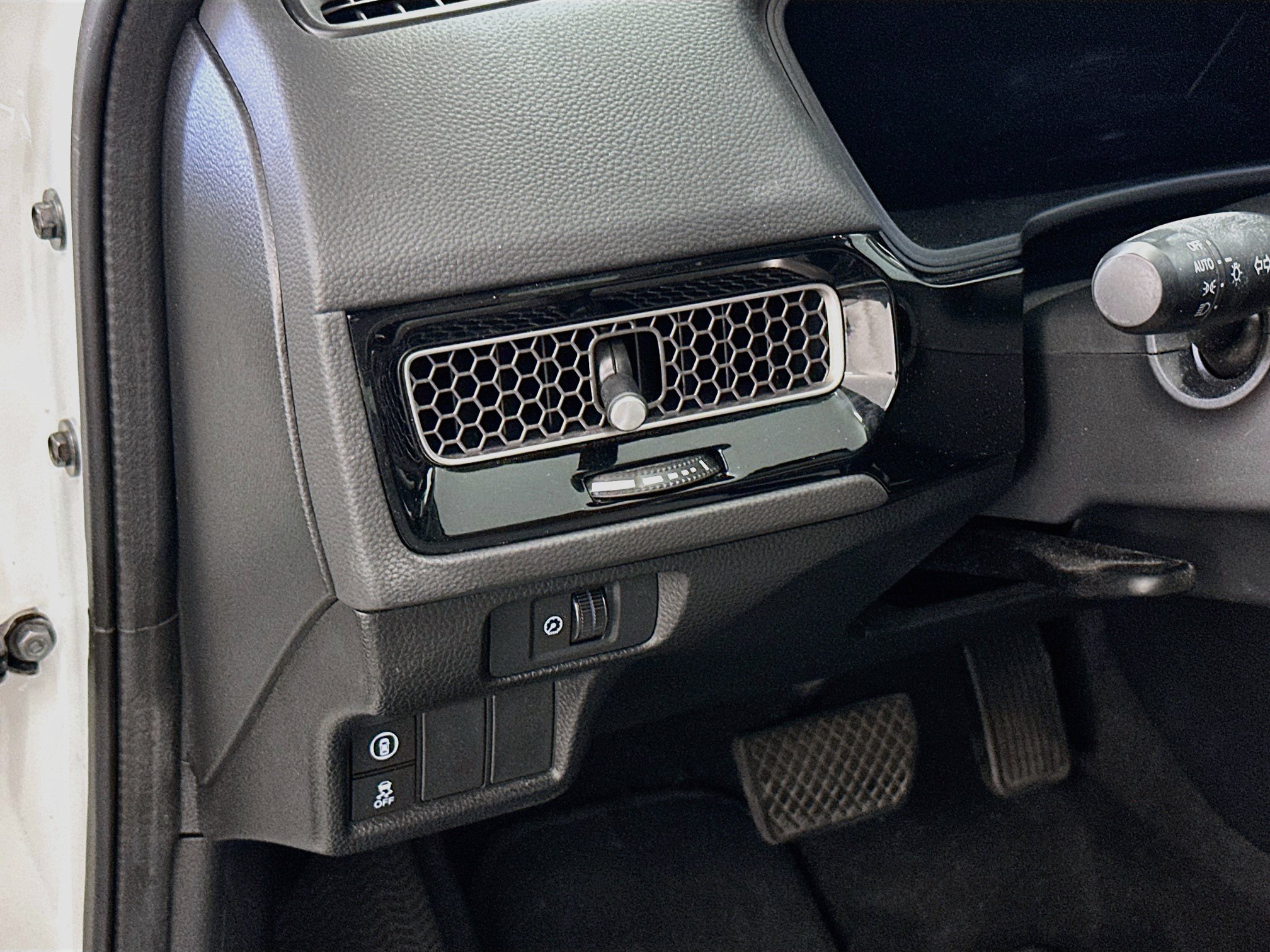 Used 2023 Honda Civic EX image 17