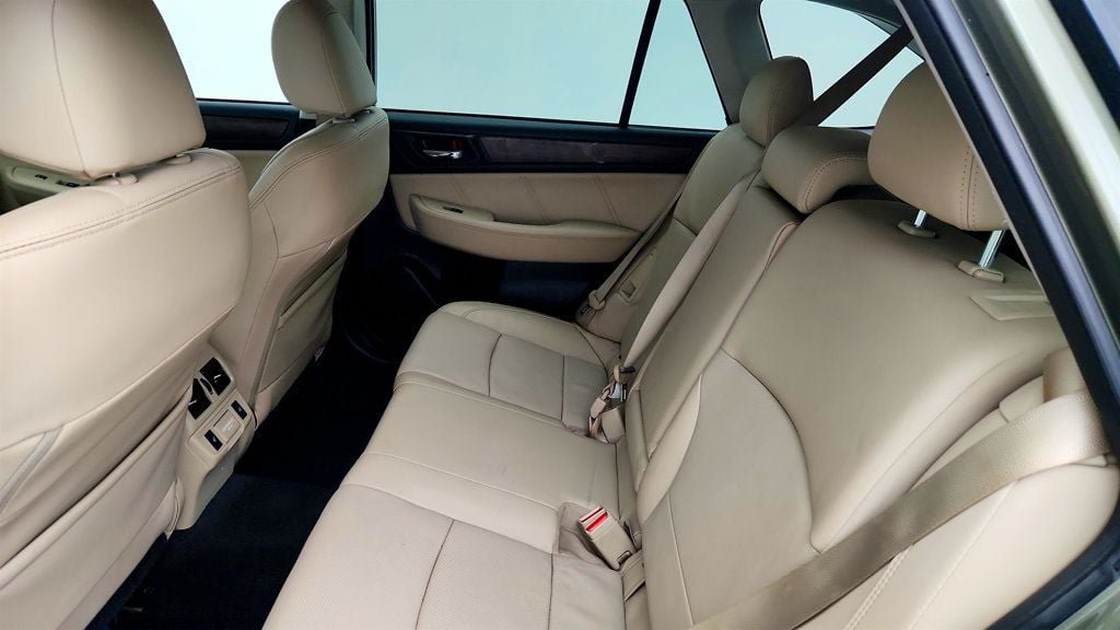 Used 2018 Subaru Outback 2.5i Limited AWD/4WD image 21