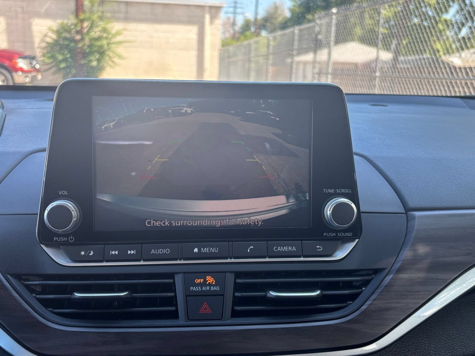 Used 2025 Nissan Altima 2.5 SV FWD image 22