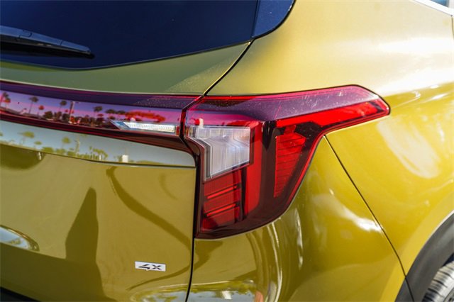 Certified 2024 Kia Seltos SX w/ SX Sunroof Package image 8