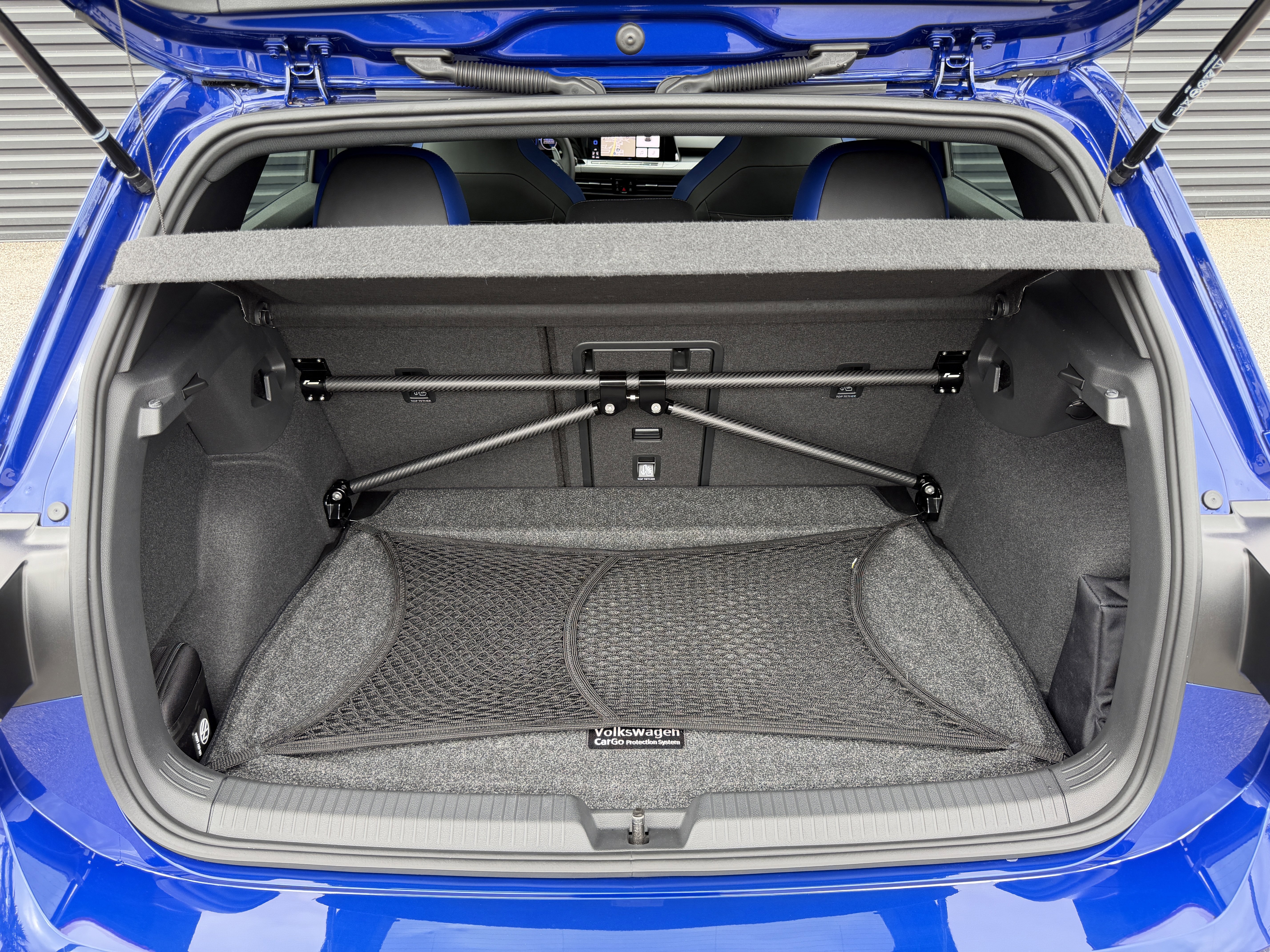 Used 2024 Volkswagen Golf R image 12