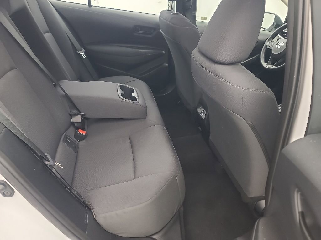 Used 2026 Toyota Corolla LE FWD image 18