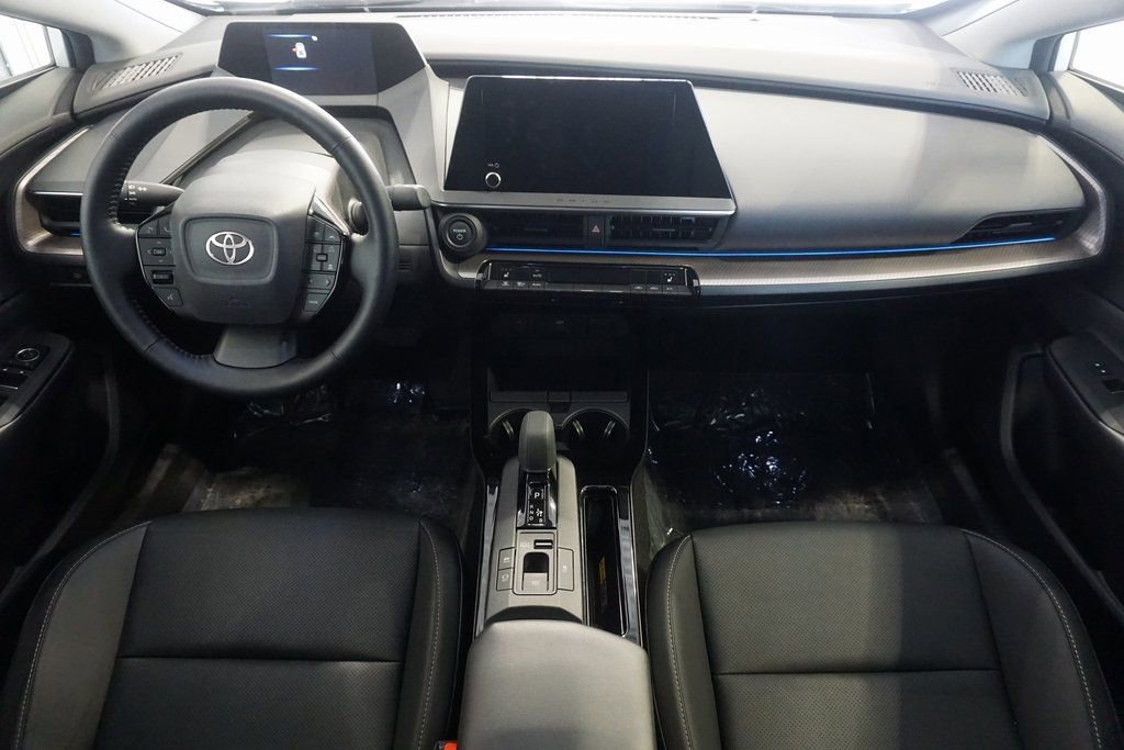 Used 2024 Toyota Prius XLE image 24
