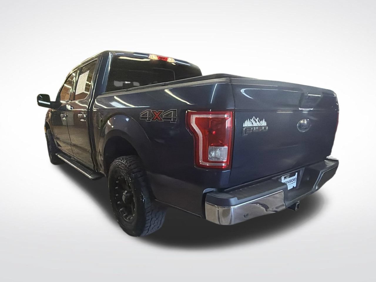 Used 2017 Ford F150 XLT w/ Equipment Group 302A Luxury AWD/4WD image 3