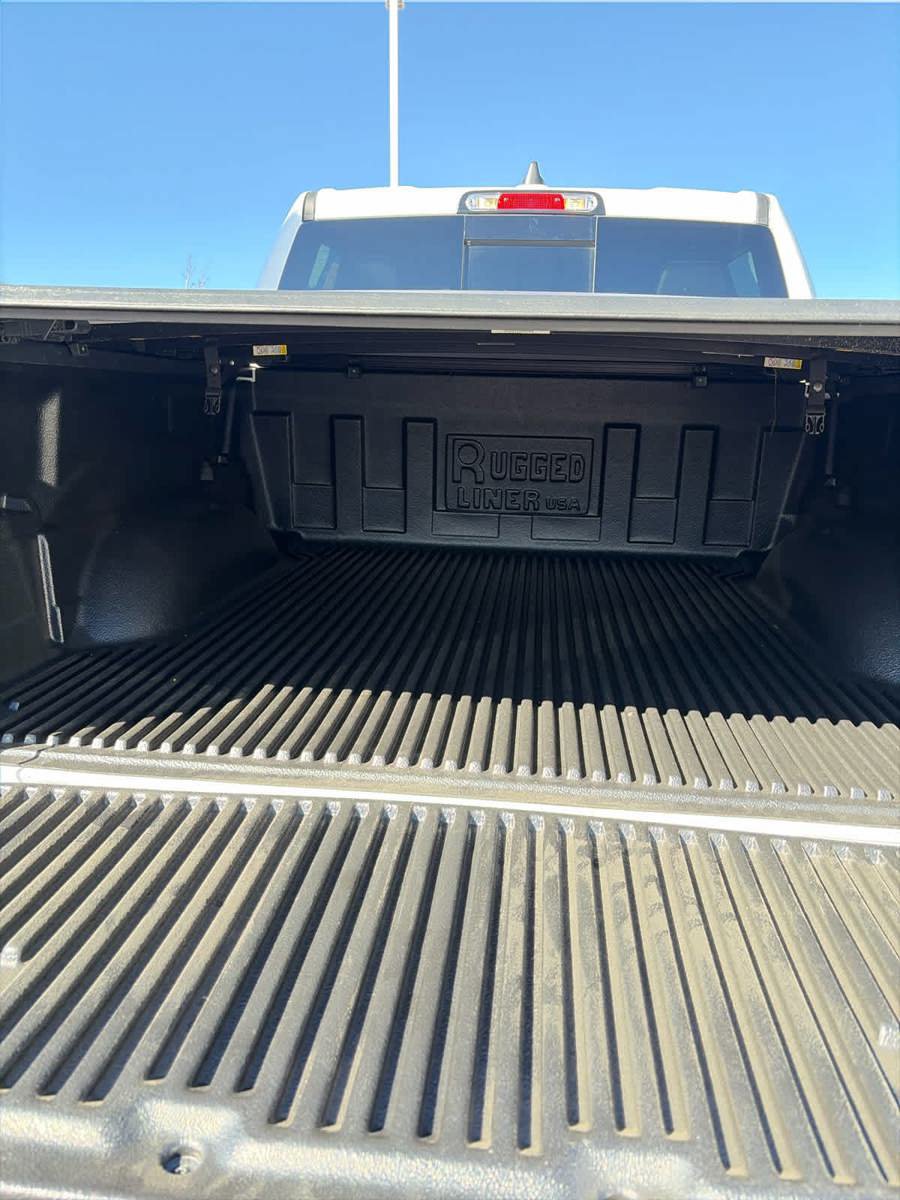 Used 2025 RAM 1500 Laramie w/ Sport Appearance Package AWD/4WD image 35