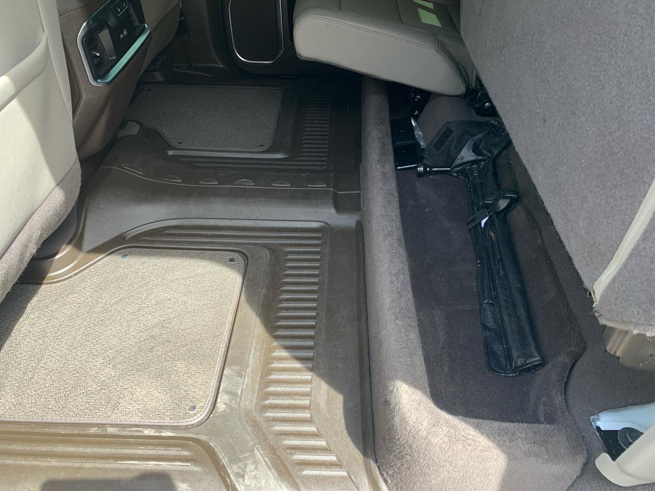 Used 2025 Chevrolet Silverado 2500 LTZ w/ LTZ Convenience Package image 21