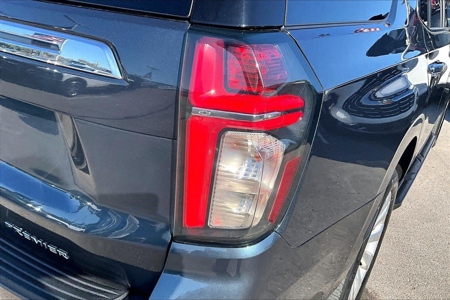 Used 2021 Chevrolet Tahoe Premier w/ Premium Package AWD/4WD image 26