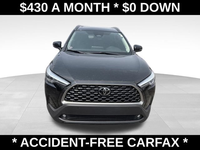 Used 2023 Toyota Corolla Cross XLE w/ Convenience Package AWD/4WD image 9