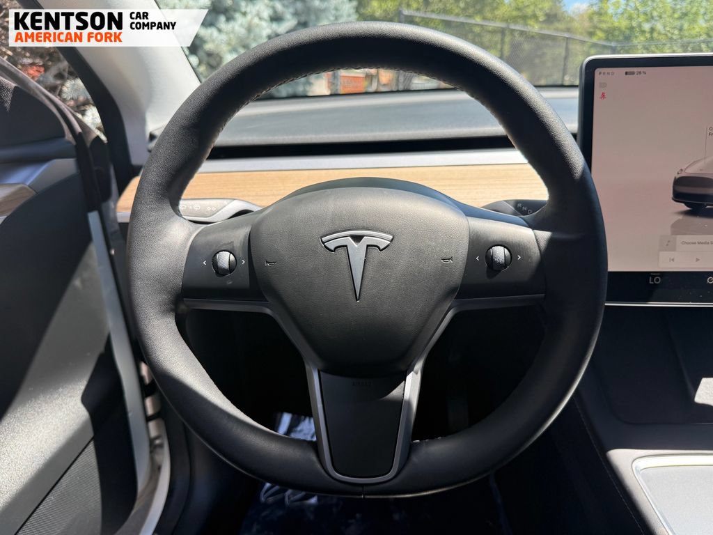 Used 2023 Tesla Model Y Long Range AWD/4WD image 14