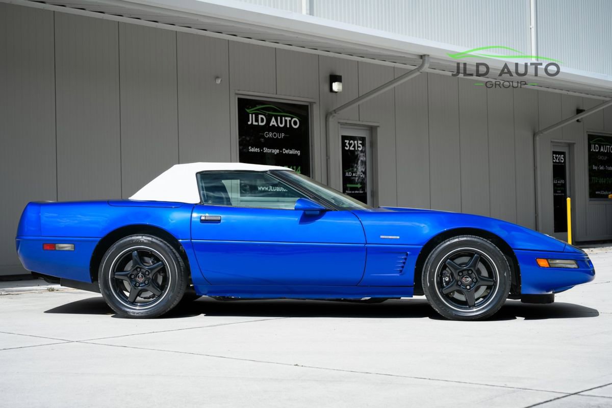 Used 1996 Chevrolet Corvette Convertible Grand Sport image 12