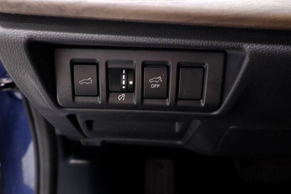 Used 2021 Subaru Outback Limited w/ Popular Package #2 AWD/4WD image 28