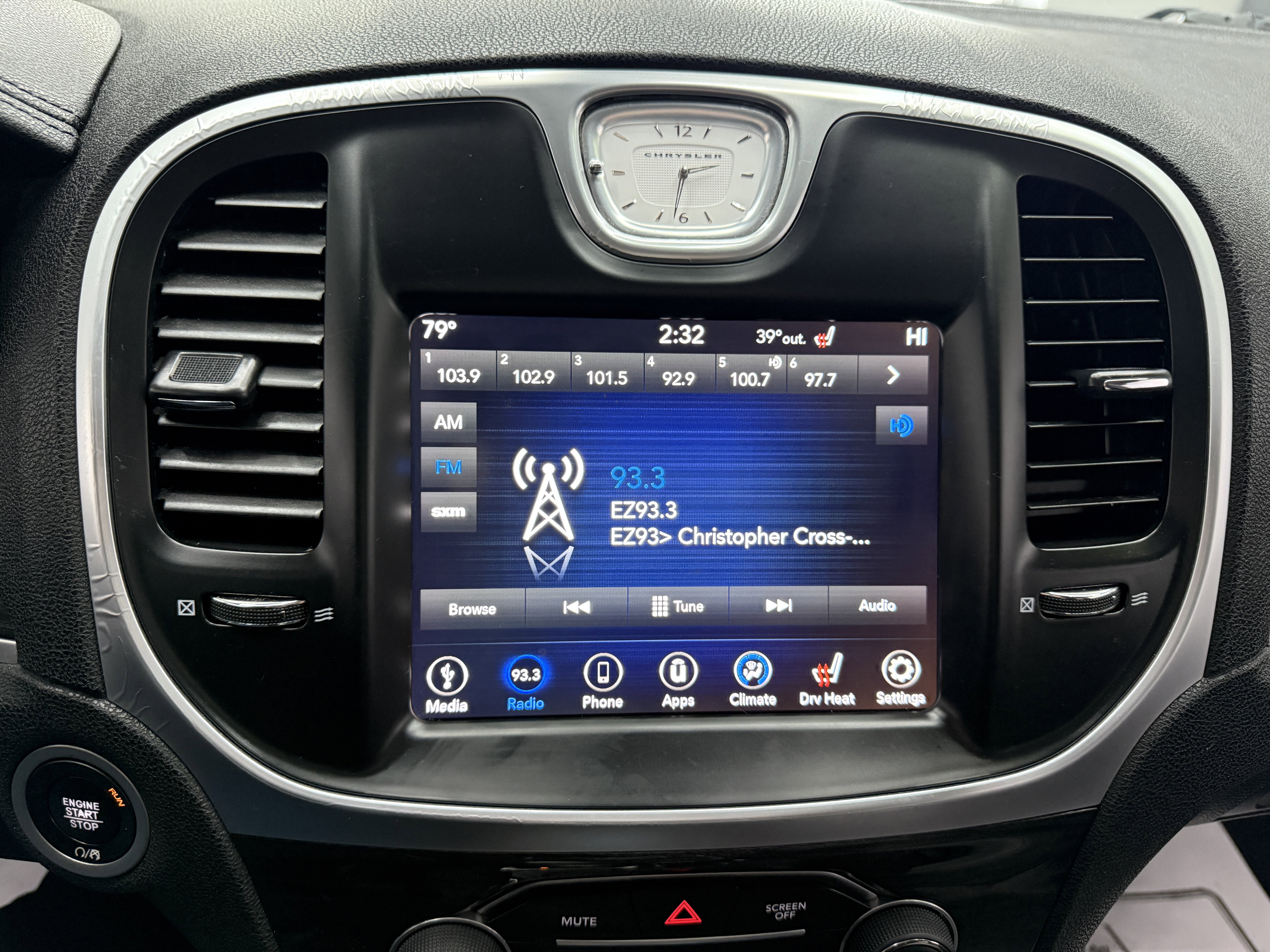 Used 2019 Chrysler 300 Touring L w/ Quick Order Package 22F image 16