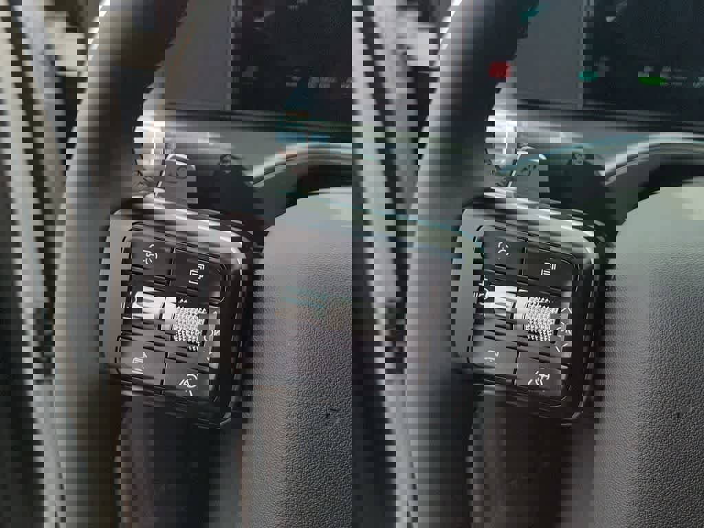 New 2026 Hyundai Ioniq 9 SE image 27