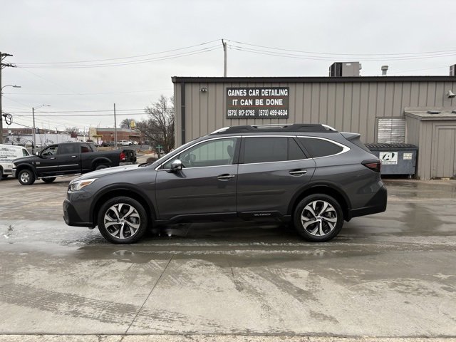 Used 2022 Subaru Outback Touring w/ Popular Package #2 image 4
