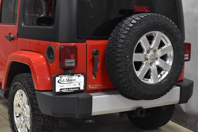 Used 2013 Jeep Wrangler Unlimited Sahara w/ Connectivity Group image 9