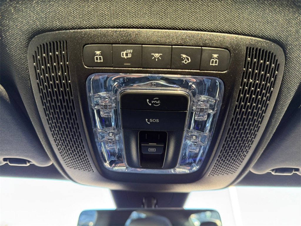 Used 2023 Mercedes-Benz CLA 250 4MATIC image 28