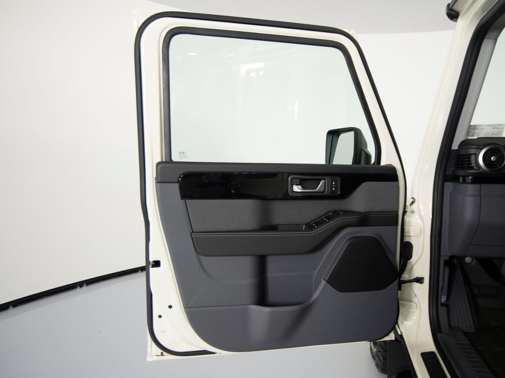 New 2025 INEOS Grenadier Station Wagon AWD/4WD image 10