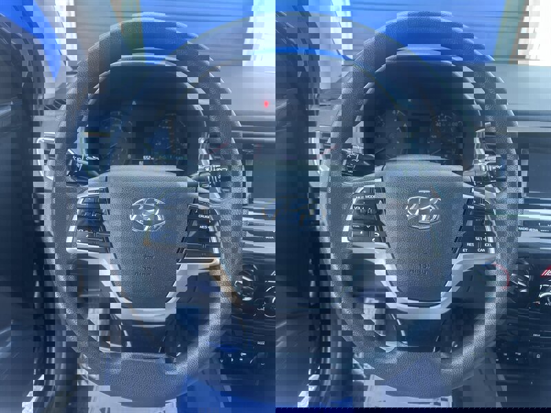 Used 2019 Hyundai Accent SE image 12